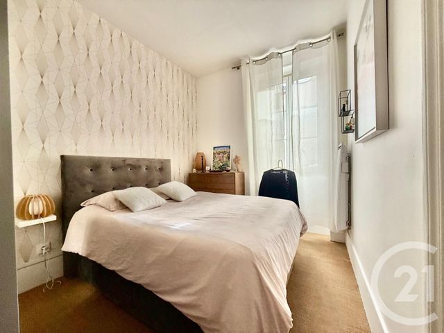 Appartement F3 à vendre - 2 pièces - 43.6 m2 - CLICHY - 92 - ILE-DE-FRANCE - Century 21 Calmette