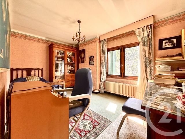 Afficher la photo en grand maison à vendre - 6 pièces - 167.6 m2 - NEUILLY SUR MARNE - 93 - ILE-DE-FRANCE - Century 21 Calmette