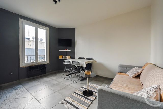 Appartement F2 à vendre - 2 pièces - 32.1 m2 - CLICHY - 92 - ILE-DE-FRANCE - Century 21 Calmette