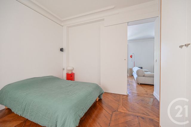 Appartement F3 à vendre - 3 pièces - 69.1 m2 - PARIS - 75018 - ILE-DE-FRANCE - Century 21 Calmette