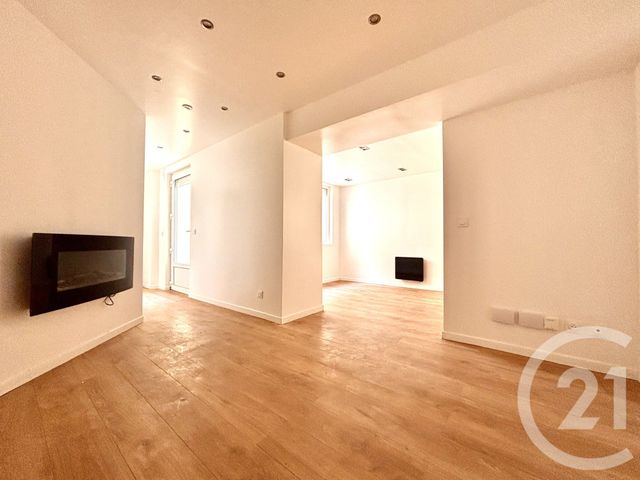 Appartement F3 à vendre - 3 pièces - 55.42 m2 - CLICHY - 92 - ILE-DE-FRANCE - Century 21 Calmette