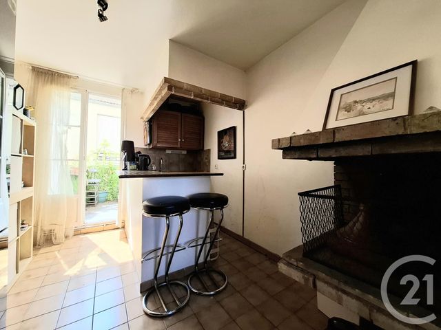 Appartement F2 à vendre - 2 pièces - 39.0 m2 - CLICHY - 92 - ILE-DE-FRANCE - Century 21 Calmette