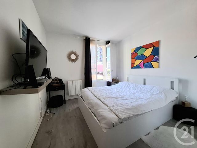 Appartement F2 à vendre - 2 pièces - 39.0 m2 - CLICHY - 92 - ILE-DE-FRANCE - Century 21 Calmette