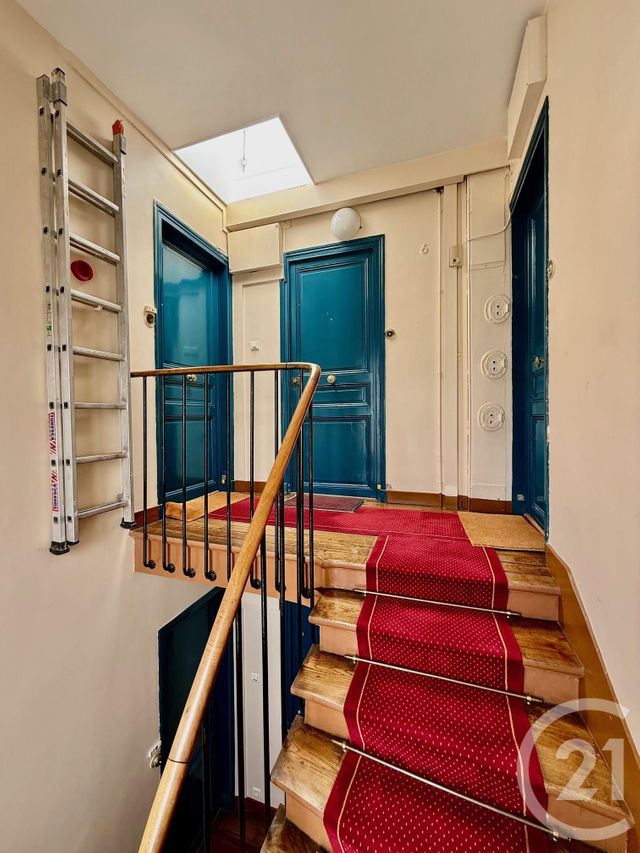 Afficher la photo en grand Appartement F2 à vendre - 2 pièces - 38.0 m2 - PARIS - 75018 - ILE-DE-FRANCE - Century 21 Calmette