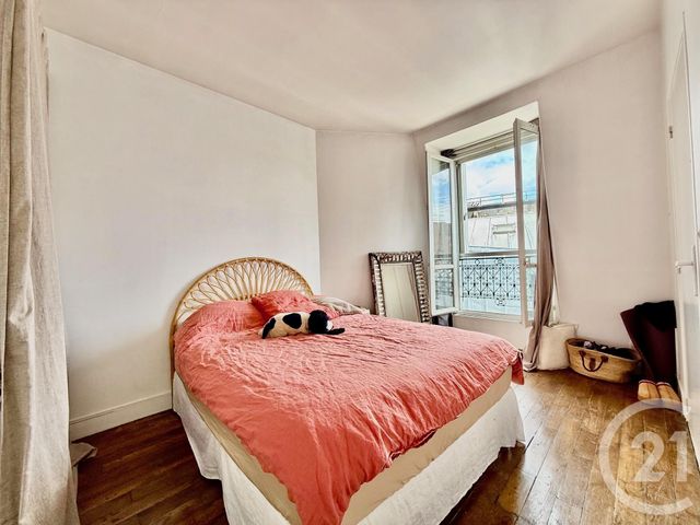 Afficher la photo en grand Appartement F2 à vendre - 2 pièces - 38.0 m2 - PARIS - 75018 - ILE-DE-FRANCE - Century 21 Calmette
