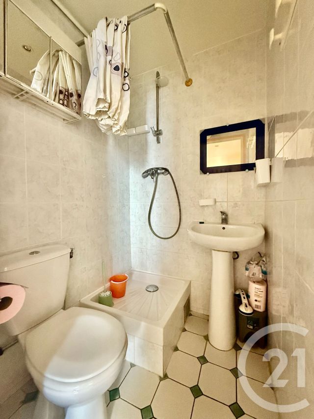 Appartement F2 à vendre - 2 pièces - 25.36 m2 - CLICHY - 92 - ILE-DE-FRANCE - Century 21 Calmette