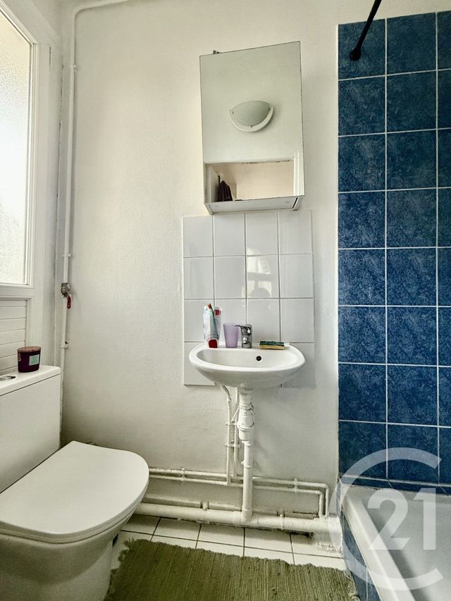 Appartement F2 à vendre - 2 pièces - 39.4 m2 - CLICHY - 92 - ILE-DE-FRANCE - Century 21 Calmette