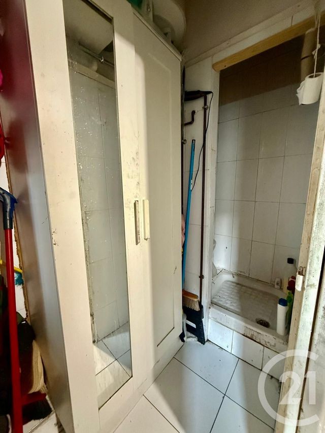 Appartement F1 à vendre - 1 pièce - 11.7 m2 - CLICHY - 92 - ILE-DE-FRANCE - Century 21 Calmette