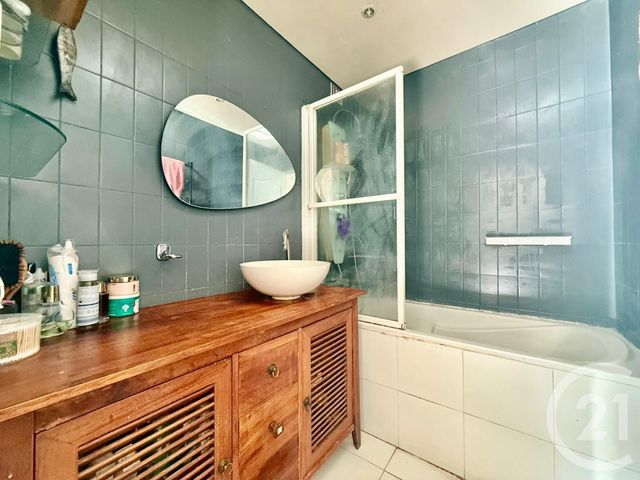 Appartement F5 à vendre - 5 pièces - 91.93 m2 - CLICHY - 92 - ILE-DE-FRANCE - Century 21 Calmette