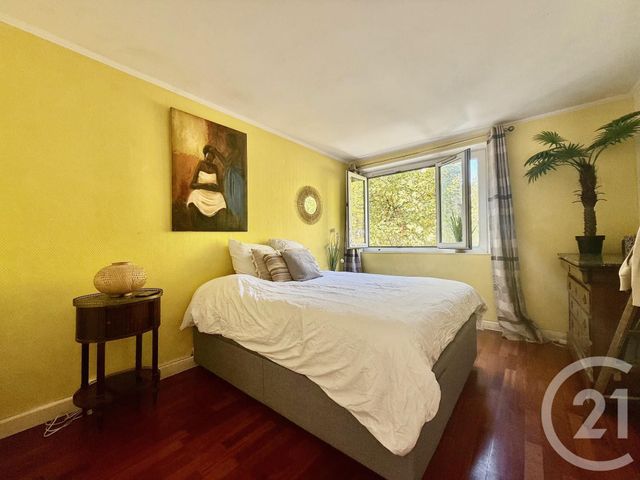 Appartement F5 à vendre - 5 pièces - 91.93 m2 - CLICHY - 92 - ILE-DE-FRANCE - Century 21 Calmette