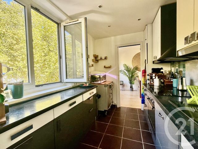 Appartement F5 à vendre - 5 pièces - 91.93 m2 - CLICHY - 92 - ILE-DE-FRANCE - Century 21 Calmette