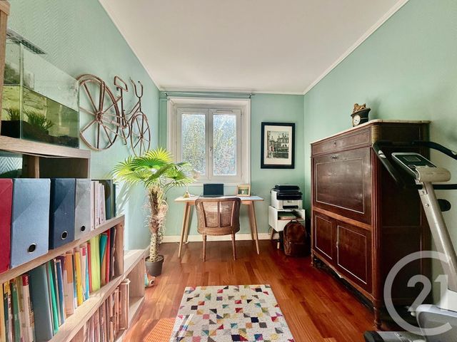 Appartement F5 à vendre - 5 pièces - 91.93 m2 - CLICHY - 92 - ILE-DE-FRANCE - Century 21 Calmette