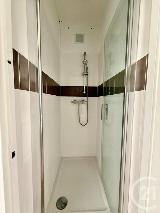 Appartement F2 à vendre - 2 pièces - 26.52 m2 - CLICHY - 92 - ILE-DE-FRANCE - Century 21 Calmette