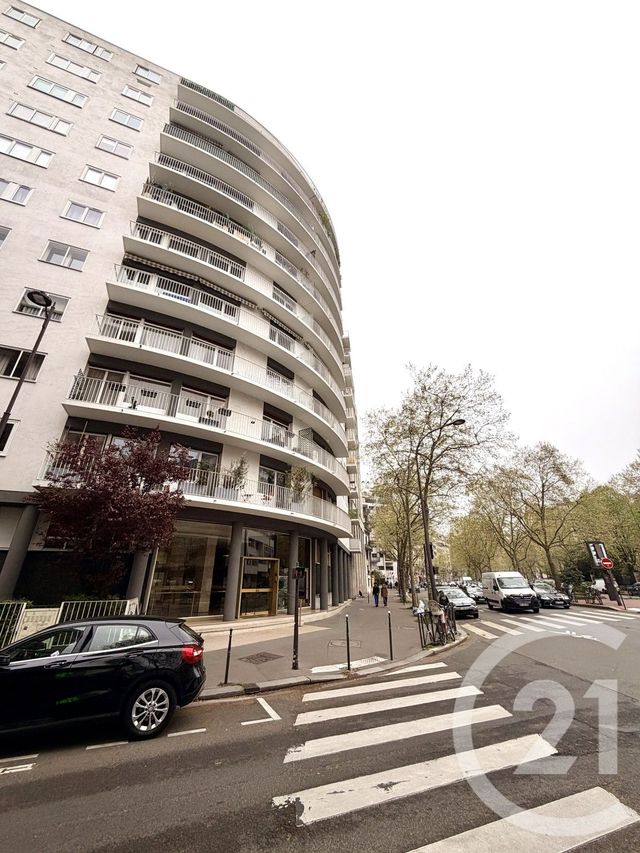 Appartement F3 à vendre - 3 pièces - 82.44 m2 - PARIS - 75016 - ILE-DE-FRANCE - Century 21 Calmette