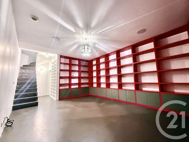 Appartement à vendre - 3 pièces - 76.77 m2 - PARIS - 75018 - ILE-DE-FRANCE - Century 21 Calmette