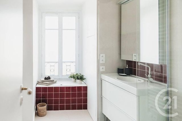 Appartement F3 à vendre - 3 pièces - 57.16 m2 - PARIS - 75018 - ILE-DE-FRANCE - Century 21 Calmette