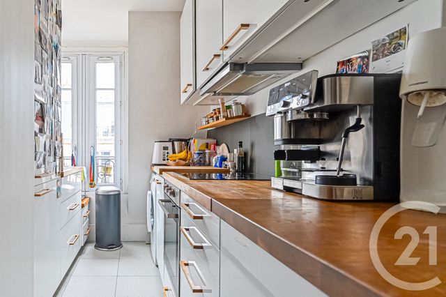 Appartement F3 à vendre - 3 pièces - 57.16 m2 - PARIS - 75018 - ILE-DE-FRANCE - Century 21 Calmette