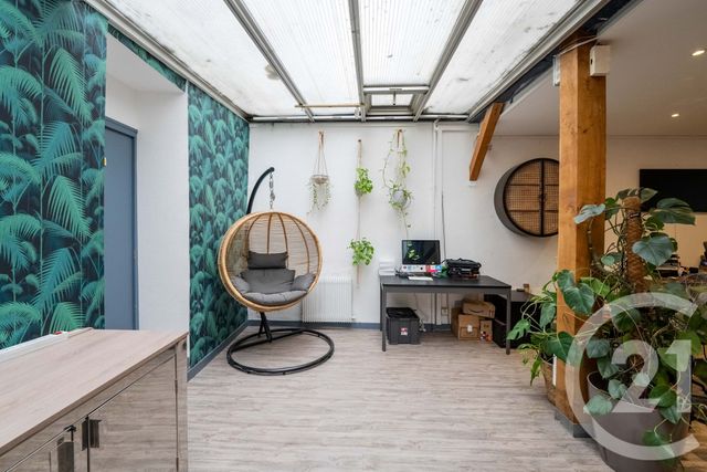 Appartement Atelier d'artiste à vendre - 4 pièces - 112.2 m2 - PARIS - 75011 - ILE-DE-FRANCE - Century 21 Calmette