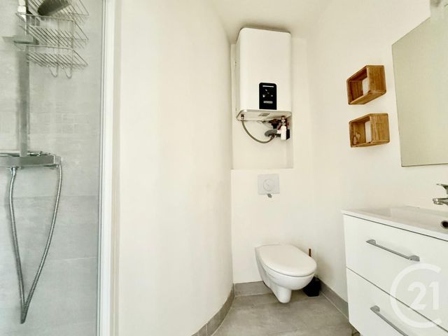 Appartement F2 à vendre - 2 pièces - 31.62 m2 - CLICHY - 92 - ILE-DE-FRANCE - Century 21 Calmette