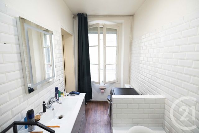 Appartement F1 à vendre - 1 pièce - 22.12 m2 - PARIS - 75011 - ILE-DE-FRANCE - Century 21 Calmette