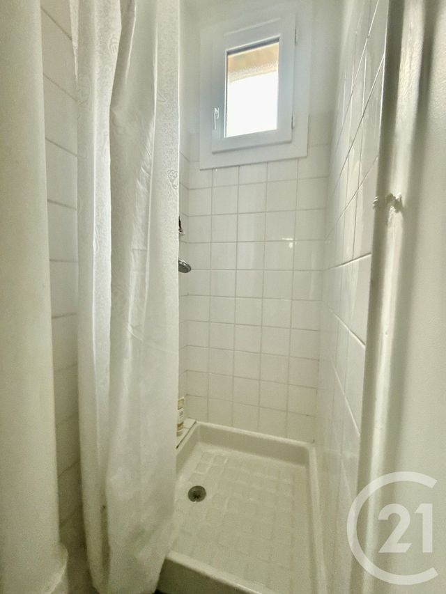 Appartement F2 à vendre - 2 pièces - 32.09 m2 - CLICHY - 92 - ILE-DE-FRANCE - Century 21 Calmette