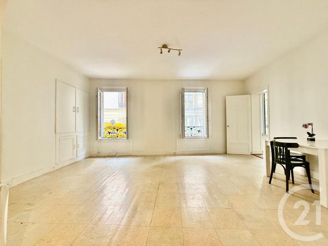 Appartement F2 bis à vendre - 2 pièces - 46.55 m2 - CLICHY - 92 - ILE-DE-FRANCE - Century 21 Calmette