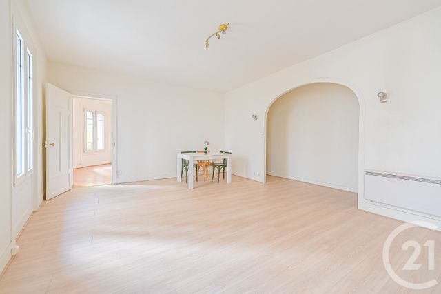 Appartement F2 à vendre - 2 pièces - 46.55 m2 - CLICHY - 92 - ILE-DE-FRANCE - Century 21 Calmette