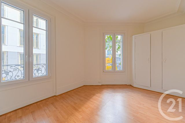 Appartement F2 à vendre - 2 pièces - 46.55 m2 - CLICHY - 92 - ILE-DE-FRANCE - Century 21 Calmette