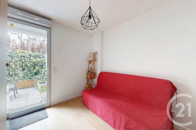 Appartement F3 à vendre - 3 pièces - 74.01 m2 - IVRY SUR SEINE - 94 - ILE-DE-FRANCE - Century 21 Calmette