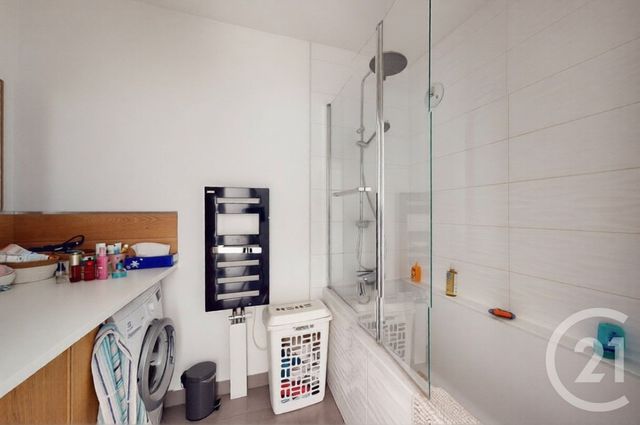 Appartement F3 à vendre - 3 pièces - 74.01 m2 - IVRY SUR SEINE - 94 - ILE-DE-FRANCE - Century 21 Calmette