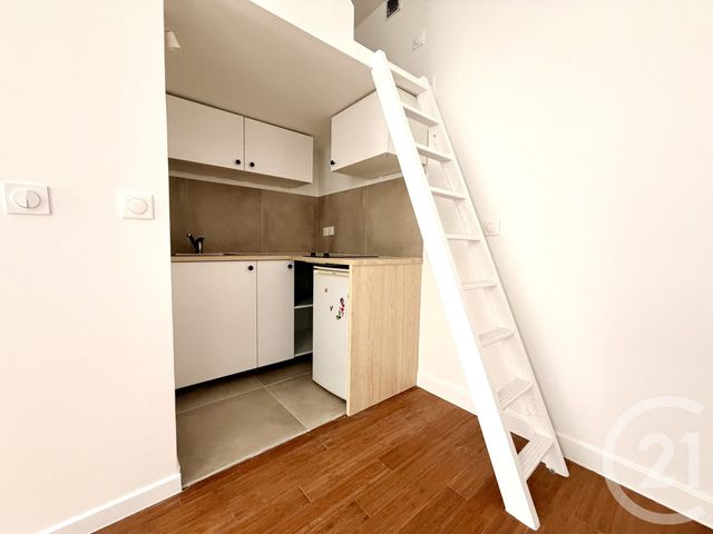 Appartement F1 à vendre - 1 pièce - 13.9 m2 - PARIS - 75018 - ILE-DE-FRANCE - Century 21 Calmette