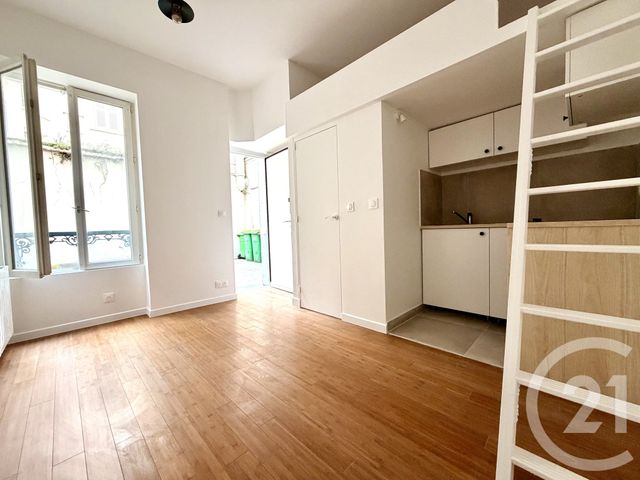 Appartement F1 à vendre - 1 pièce - 13.9 m2 - PARIS - 75018 - ILE-DE-FRANCE - Century 21 Calmette