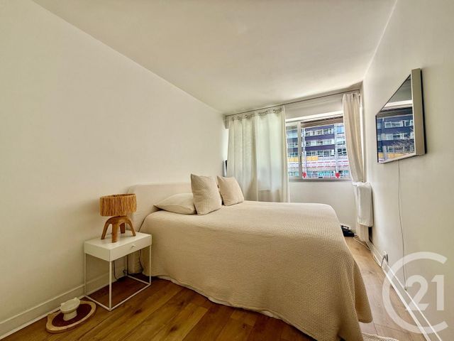 Appartement F3 à vendre - 3 pièces - 64.63 m2 - CLICHY - 92 - ILE-DE-FRANCE - Century 21 Calmette