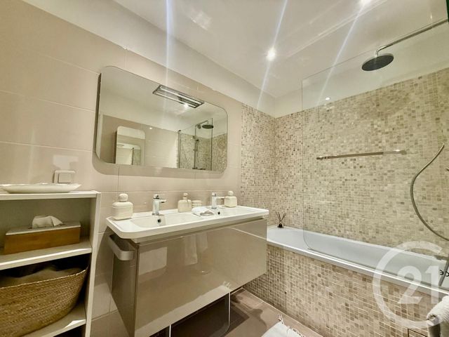 Appartement F3 à vendre - 3 pièces - 64.63 m2 - CLICHY - 92 - ILE-DE-FRANCE - Century 21 Calmette