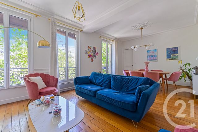 Appartement F2 bis à vendre - 2 pièces - 56.25 m2 - PARIS - 75018 - ILE-DE-FRANCE - Century 21 Calmette