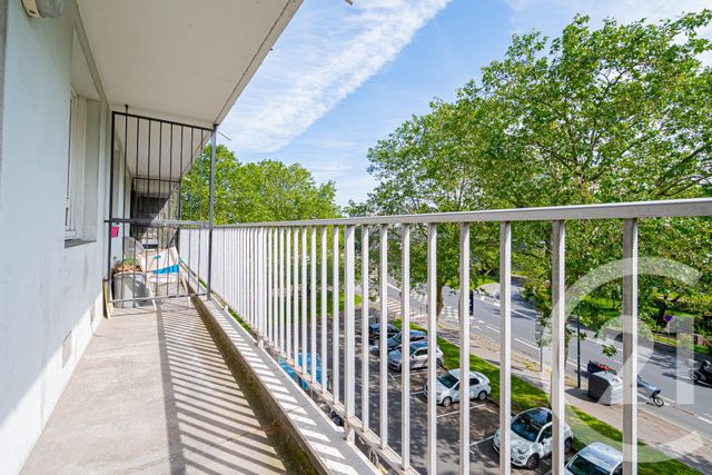 Appartement F3 à vendre - 3 pièces - 61.29 m2 - CLICHY - 92 - ILE-DE-FRANCE - Century 21 Calmette