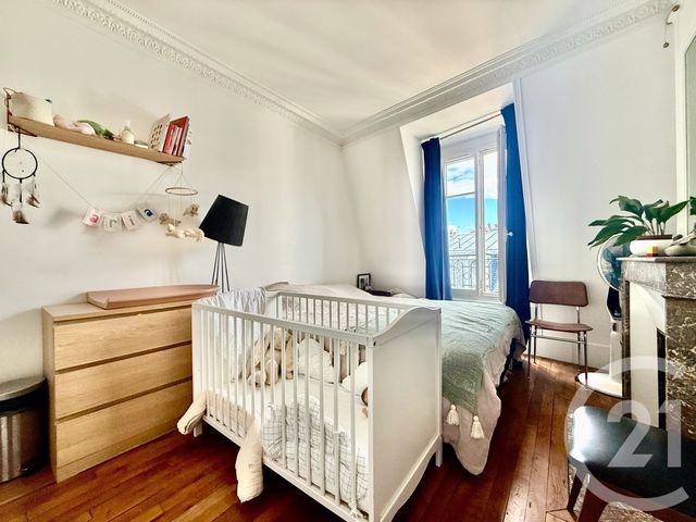 Appartement à vendre - 2 pièces - 44.29 m2 - PARIS - 75018 - ILE-DE-FRANCE - Century 21 Calmette