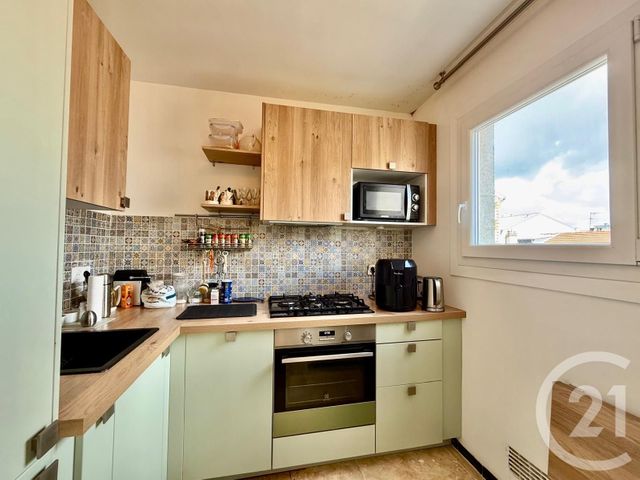 Appartement F1 à vendre - 1 pièce - 34.79 m2 - CLICHY - 92 - ILE-DE-FRANCE - Century 21 Calmette