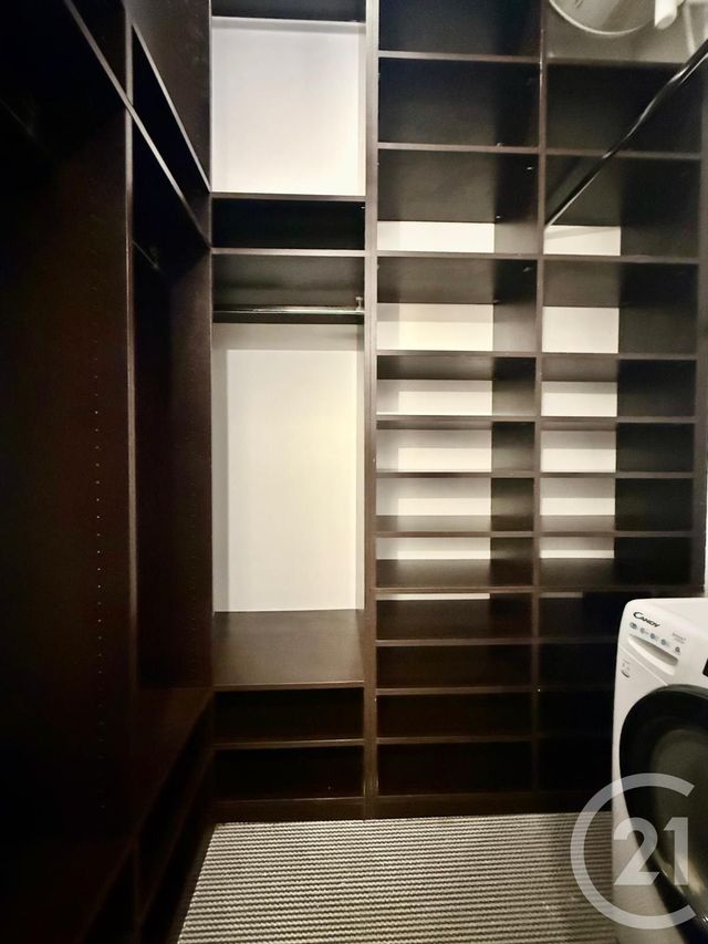 Appartement à vendre - 2 pièces - 80.0 m2 - PARIS - 75018 - ILE-DE-FRANCE - Century 21 Calmette