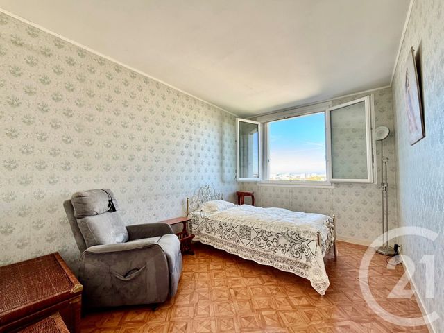 Appartement F3 à vendre - 3 pièces - 57.42 m2 - CLICHY - 92 - ILE-DE-FRANCE - Century 21 Calmette