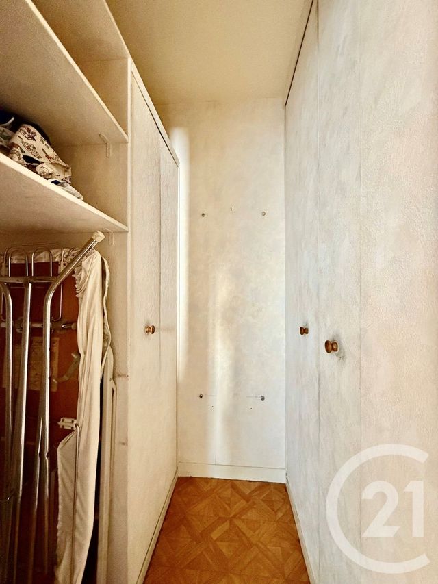 Appartement F3 à vendre - 3 pièces - 57.42 m2 - CLICHY - 92 - ILE-DE-FRANCE - Century 21 Calmette