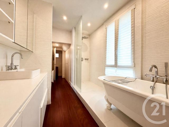 maison à vendre - 5 pièces - 131.86 m2 - COURBEVOIE - 92 - ILE-DE-FRANCE - Century 21 Calmette
