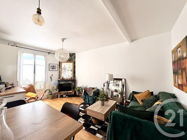 Appartement F2 à vendre - 2 pièces - 40.1 m2 - CLICHY - 92 - ILE-DE-FRANCE - Century 21 Calmette