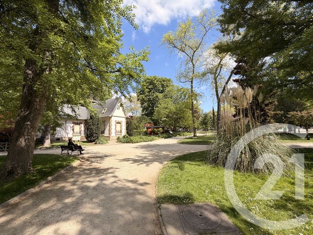 Appartement F2 à vendre - 2 pièces - 40.1 m2 - CLICHY - 92 - ILE-DE-FRANCE - Century 21 Calmette