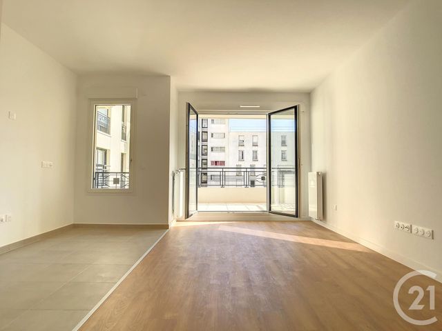 Appartement F4 à vendre - 4 pièces - 80.1 m2 - ST OUEN - 93 - ILE-DE-FRANCE - Century 21 Calmette